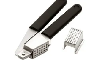 KITCHEN UTENSIL GARLIC PRESS 1 15008